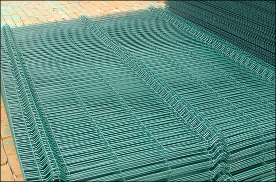 Welded galvanized steel fencing panels